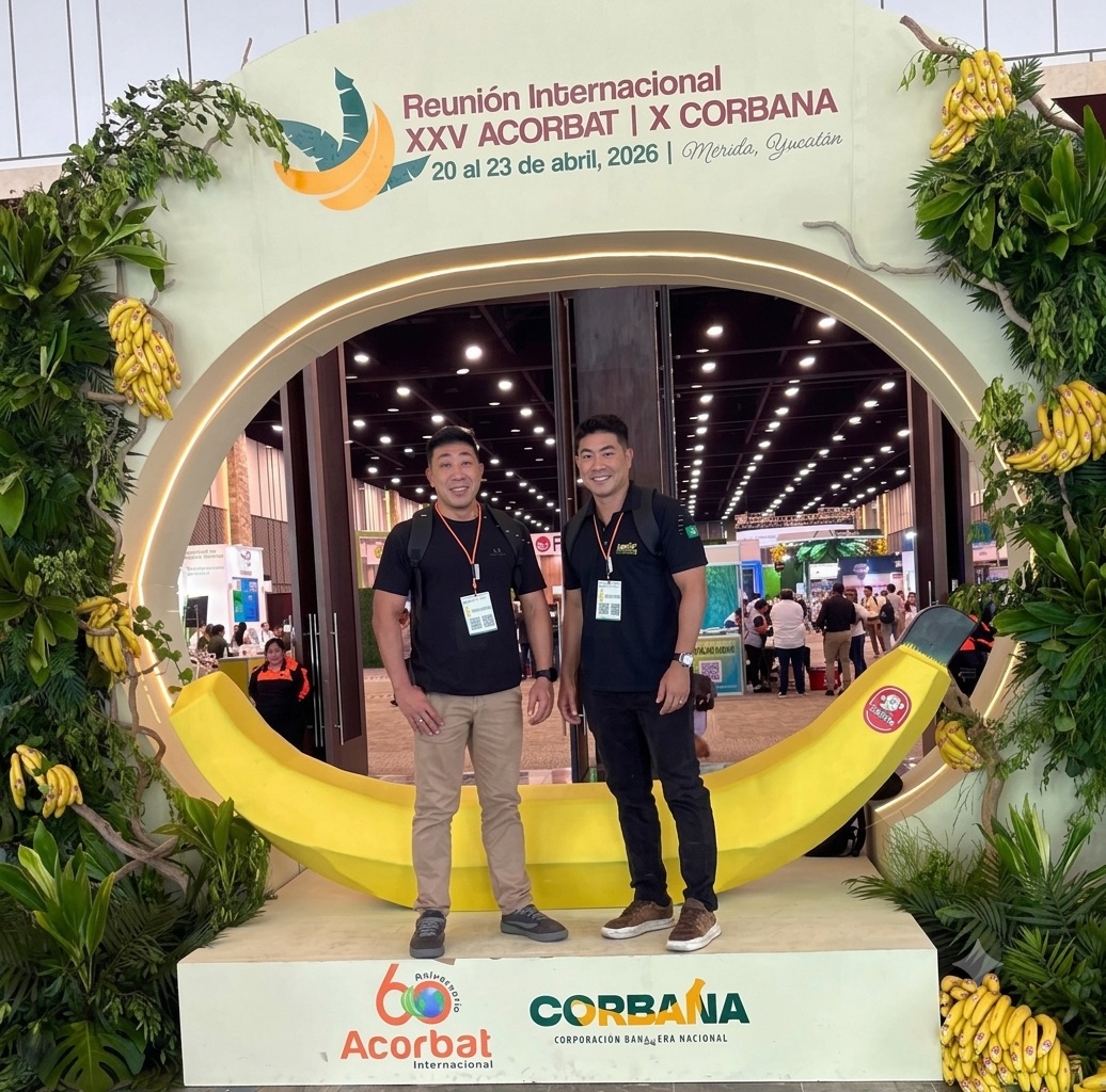 Sócios da Igue Bananas em evento internacional do setor da banana